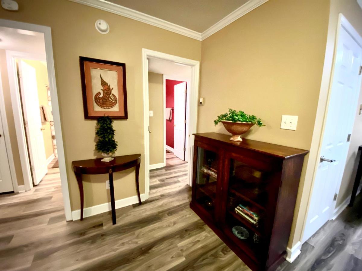 Trendy 2Bed 2 Bath Villa In The Village With King Bed Raleigh Dış mekan fotoğraf